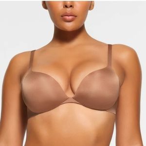 Skims Ultimate Teardrop Push Up Bra
